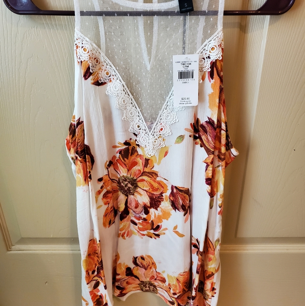 Floral top